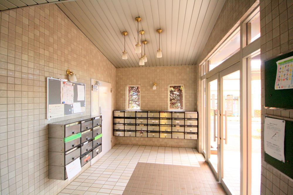 Other common areas. Local (12 May 2013) Shooting