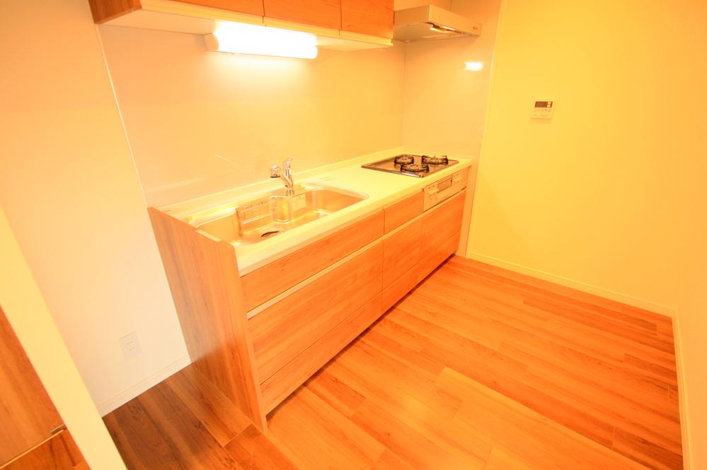 Kitchen. Local (12 May 2013) Shooting