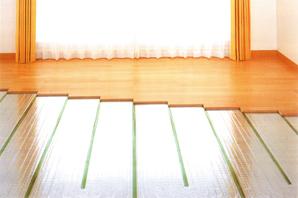 Room in women's eyes, Dance "mind the aim of really livable house building, By house "series, Good facilities ・ It has become a specification. Dance "heart, Living "series is divided into four areas of" Papatto housework, "" more accommodating "" much peace of mind, "" properly Eco ", For each of the areas, Indoor as well, kitchen, bathroom, Stuck to the location that is not so much eyes usually. In "Papatto housework", Select a convenient facility for dispensed efficiently housework. It has been placed at the center of the kitchen. "More housing" is, Not only the kitchen, Consider the storage space in general in the room, Placed in a room with plenty of storage space. "Much peace of mind" is, Such as barrier-free design from security, And attention to detail, Consideration to the safety of people who live. "Properly Eco" is, By adopting such as Low-E double-glazing and the TES hot water floor heating, Comfortable and realize a life-friendly environment and your wallet. Local building, I want be sure many of these facilities.