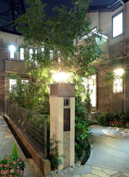 Local appearance photo. 4 Building (August 2013) Shooting