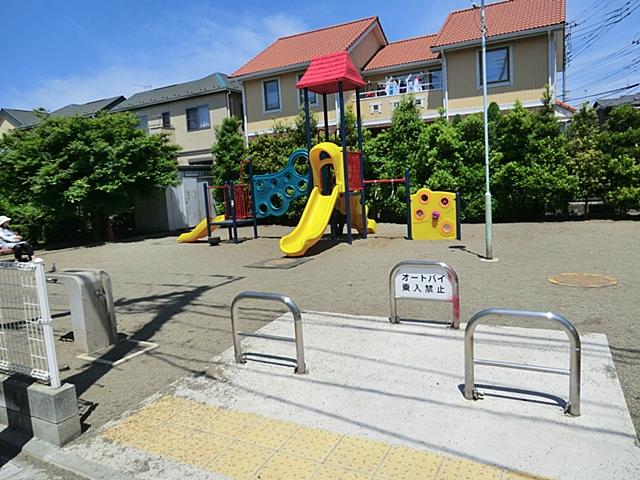 park. Nishimachi to maple park 280m