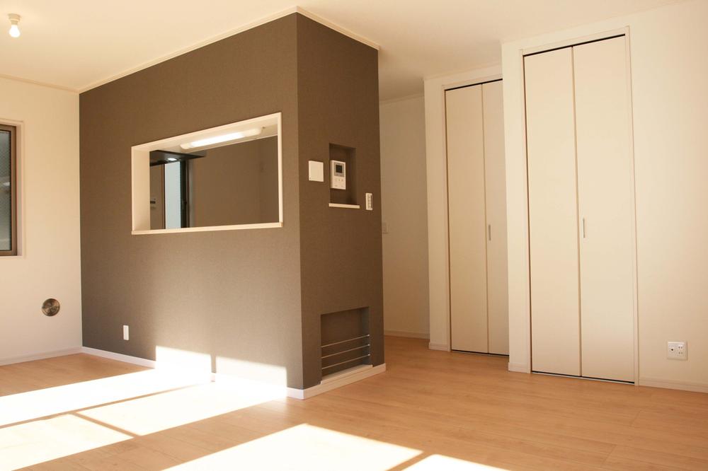 Other introspection. ● living Photo 2