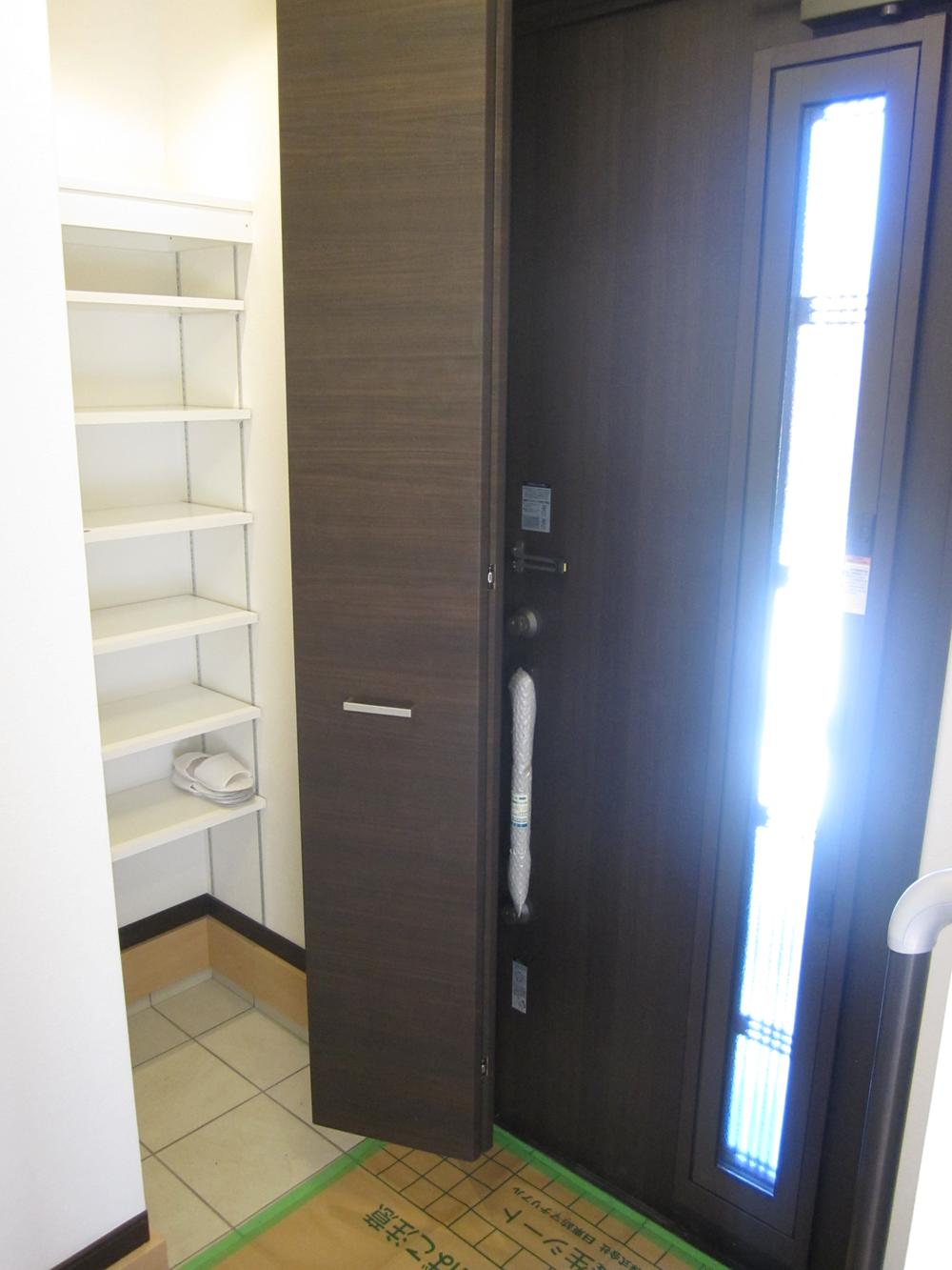 Other introspection. ● bright entrance