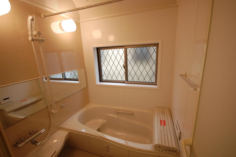 Same specifications photo (bathroom). Example of construction