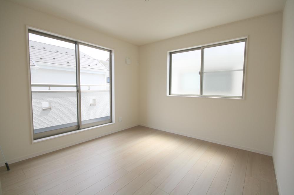 Same specifications photos (Other introspection). Example of construction