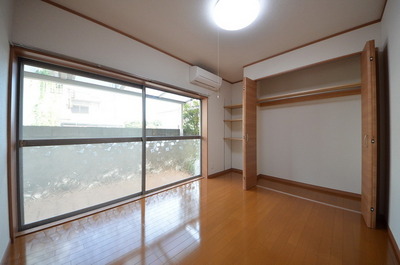 Living and room. ☆ Free to arrange space ☆