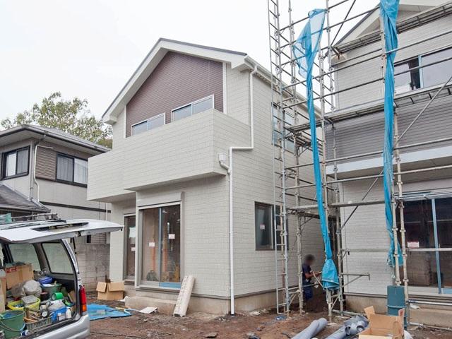 Local appearance photo. Local (10 May 2013) Shooting Wide garden