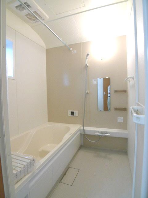 Bathroom. Bathroom (5 Building)