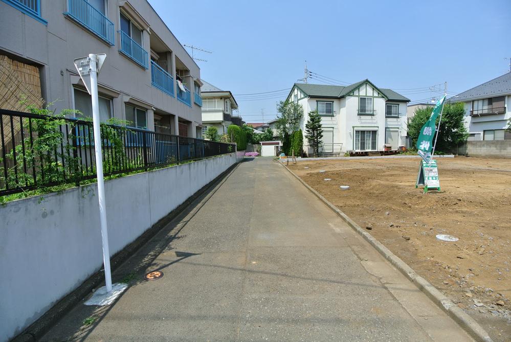 Local photos, including front road. Local (July 2013) Shooting