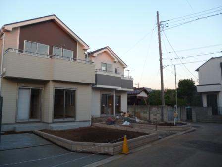 Local photos, including front road. Local photo (December 16, 2013) Shooting