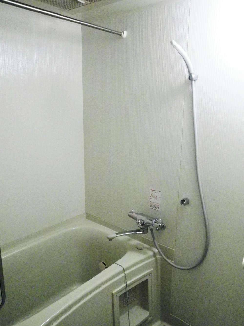 Bathroom. Bathroom (12 May 2013) Shooting