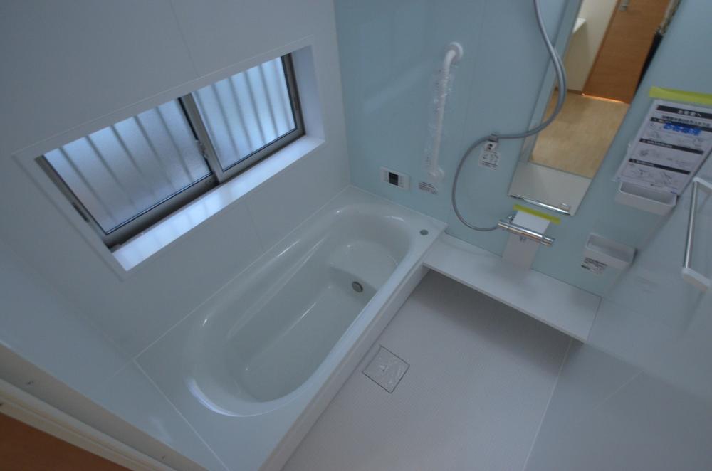 Bathroom. Indoor (11 May 2013) Shooting D Building