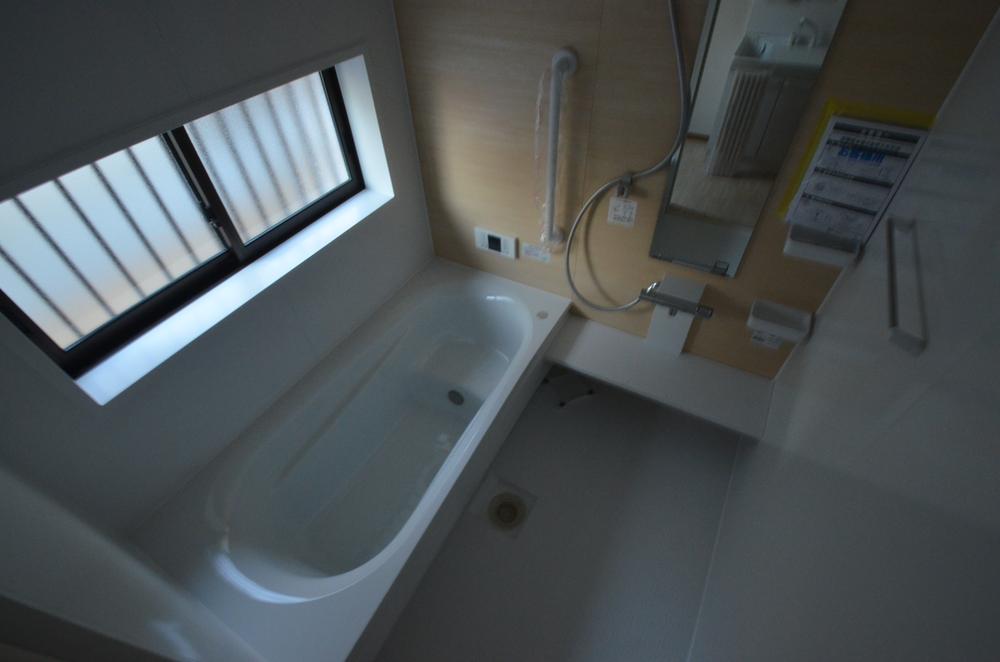 Bathroom. Indoor (11 May 2013) Shooting F Building