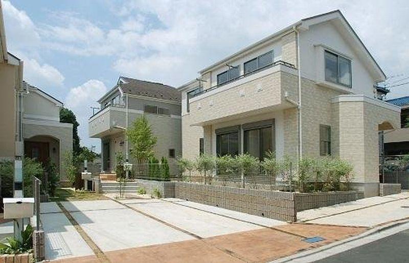 Local appearance photo. Enforcement example photo