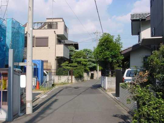 Local photos, including front road. Frontal road
