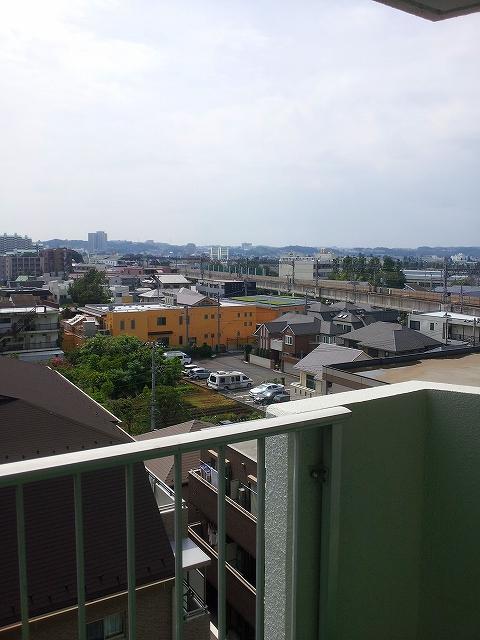 View photos from the dwelling unit. View from local (September 2013) Shooting