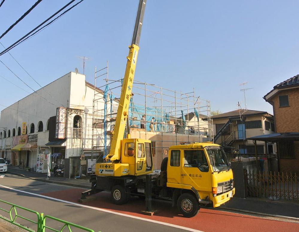 Local appearance photo. Local (11 May 2013) Shooting