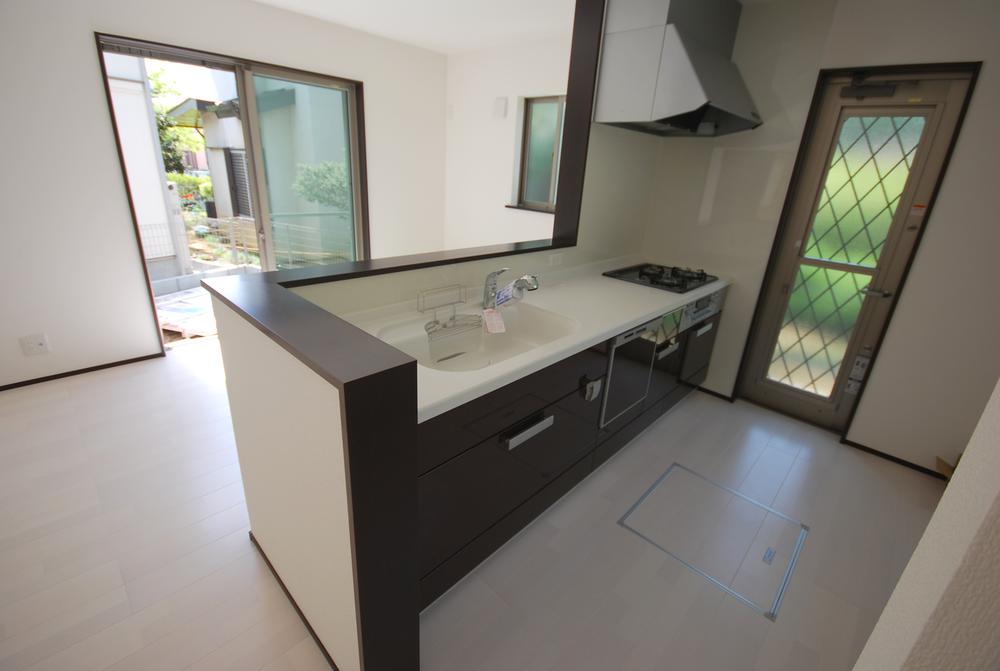 Same specifications photo (kitchen). Same specifications