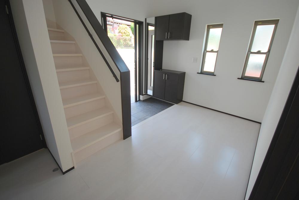 Same specifications photos (Other introspection). Same specifications