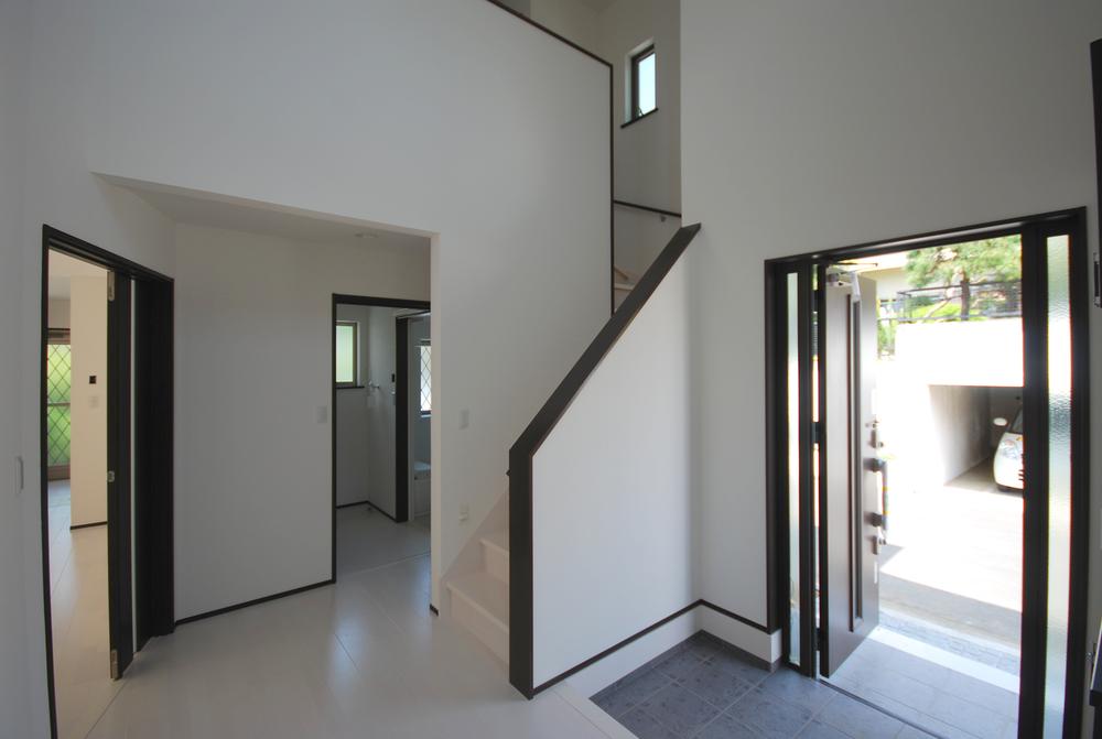 Same specifications photos (Other introspection). Same specifications