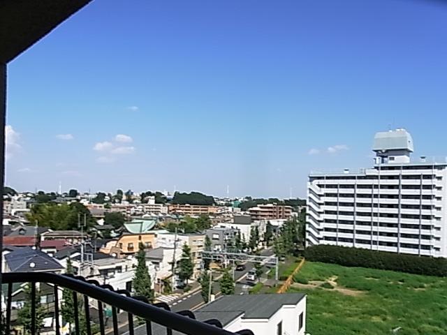 View photos from the dwelling unit. View from local (September 2013) Shooting