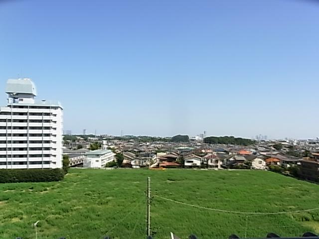 View photos from the dwelling unit. View from local (September 2013) Shooting