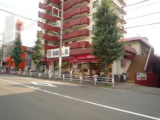 Supermarket. 1000m until Super Sanwa Komae shop