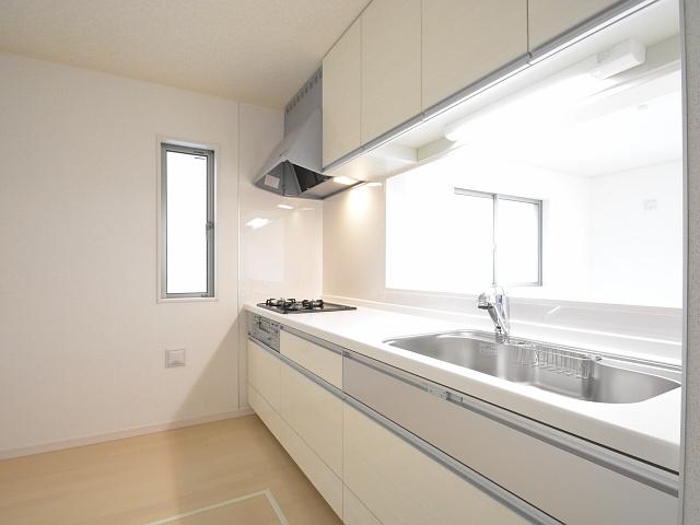 Kitchen. 1 Building kitchen 2013 / 12 / 13 shooting