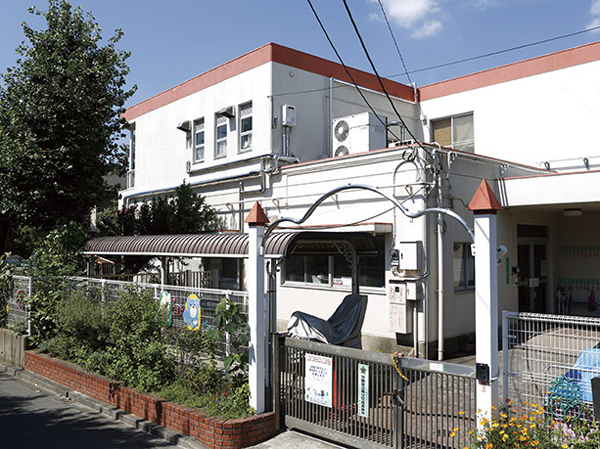 Surrounding environment. Miyamae nursery school (about 460m ・ 6-minute walk)
