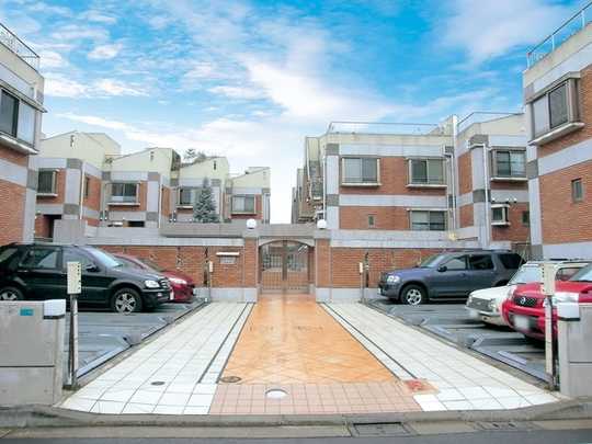 Local appearance photo