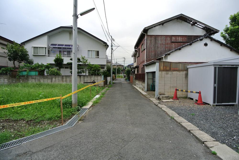 Local photos, including front road. Local (July 2013) Shooting