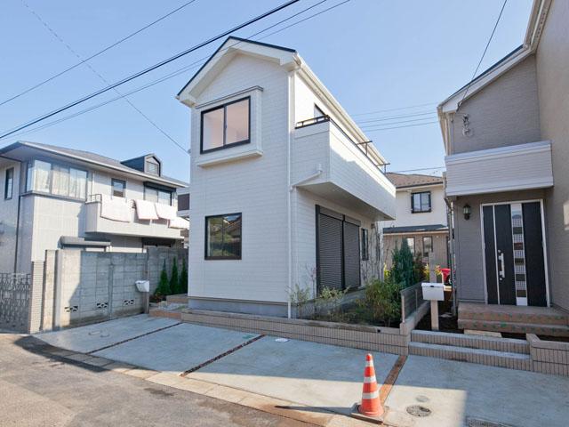 Local appearance photo. Please refer to the actual building. Also end gardening, We are now full green of the garden site (December 2013) Shooting