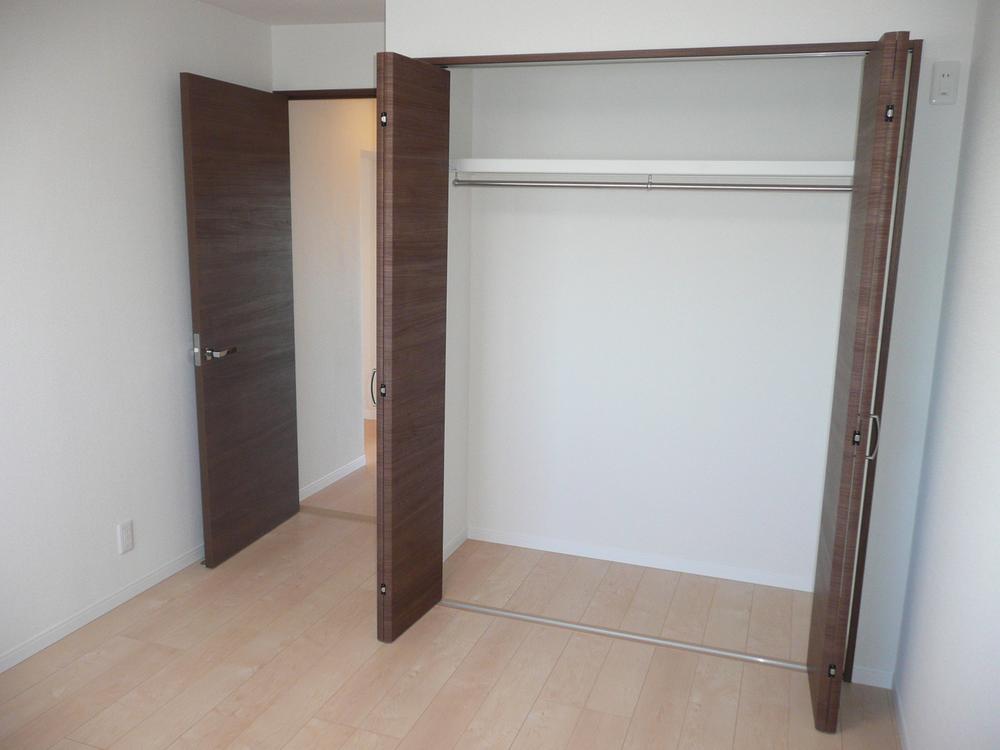 Other introspection. Service room