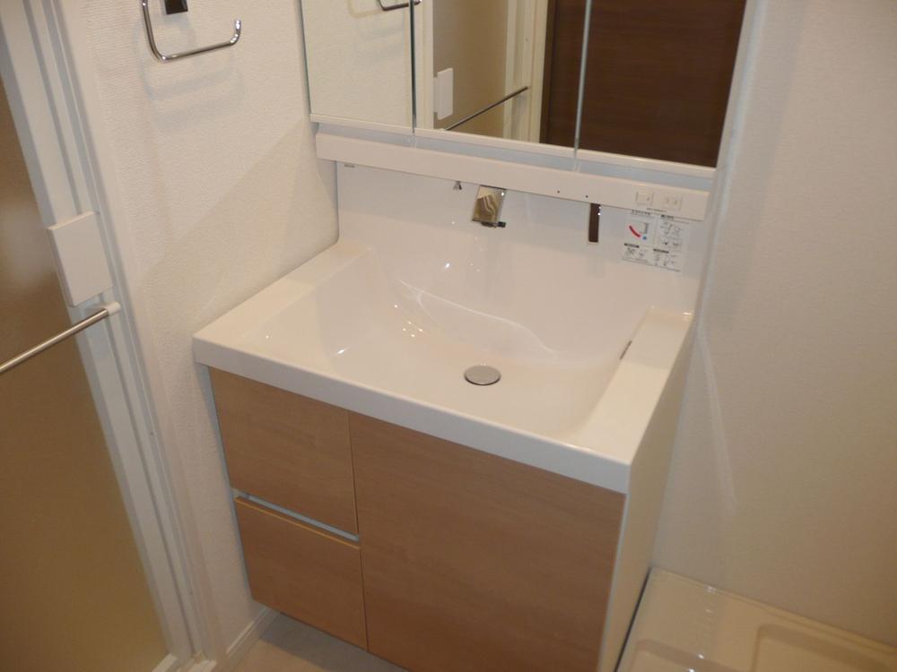 Wash basin, toilet. Bathroom vanity