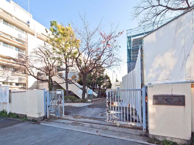 Junior high school. Komae Municipal Komae 400m until the second junior high school