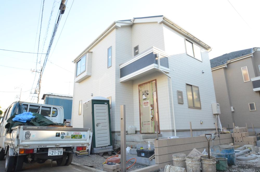 Local appearance photo. Local (11 May 2013) Shooting B Building