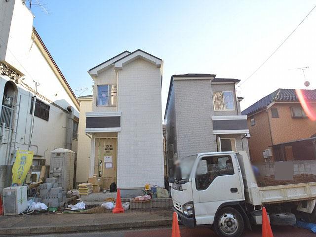 Local appearance photo. Komae City Higashino Nogawa 4-chome field landscape 2013 / 12 / 5 shooting