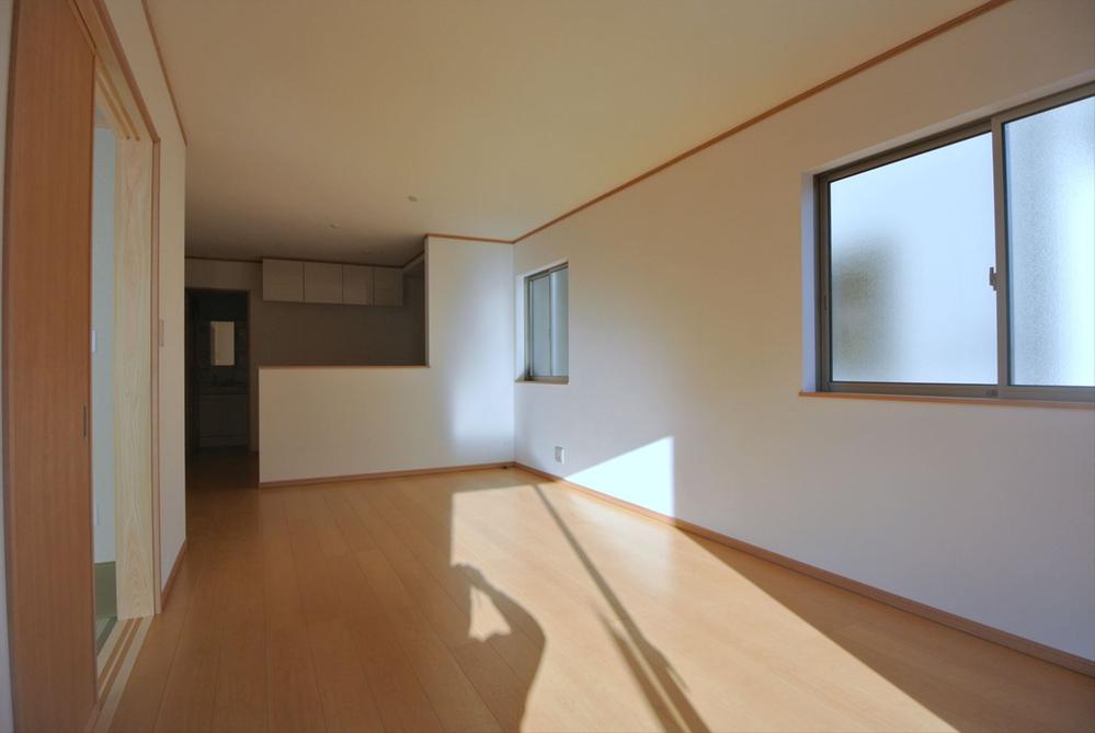 Living. Selling local 1 Building