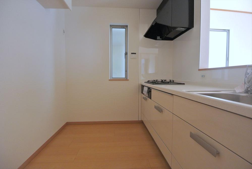 Kitchen. Selling local 1 Building