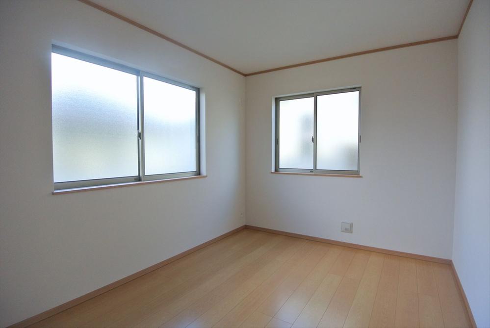 Non-living room. Selling local 1 Building