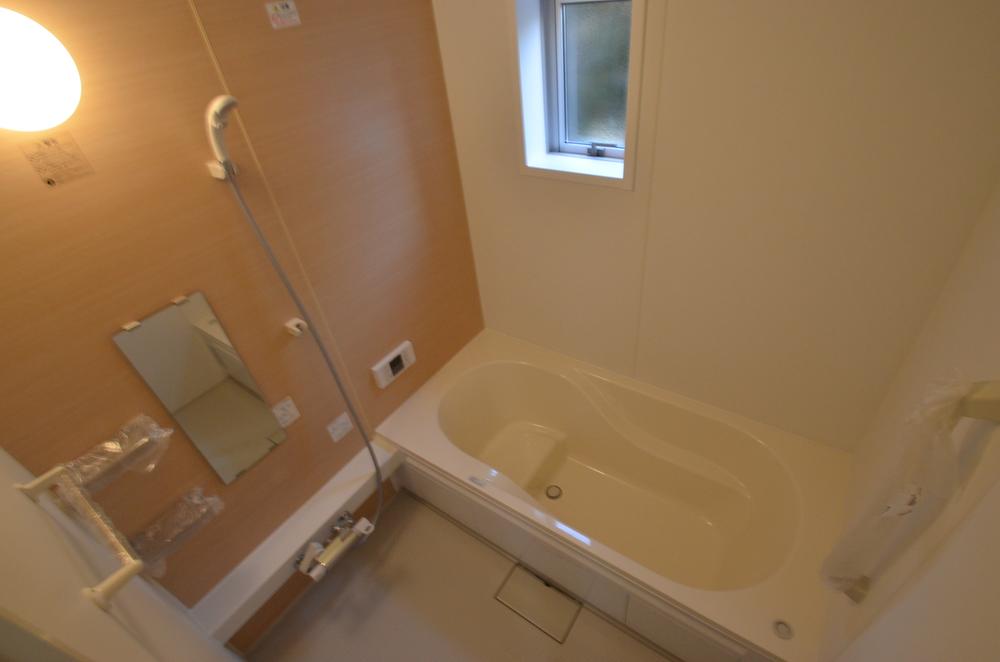 Bathroom. Indoor (12 May 2013) Shooting 6 Building