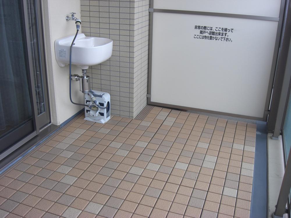 Balcony. There is a slop sink, Balcony of depth 2m