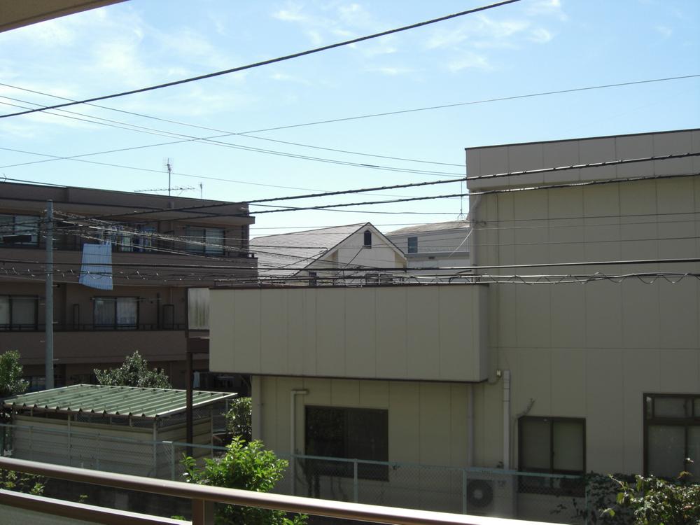 View photos from the dwelling unit. View from local (September 2013) Shooting