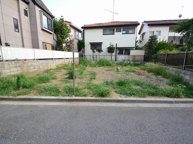 Local appearance photo. When the vacant lot