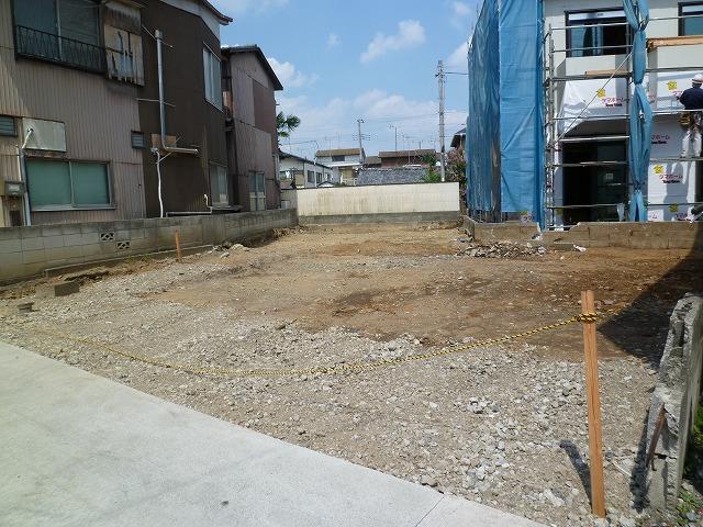 Local appearance photo. Local (2013 end of August shooting)