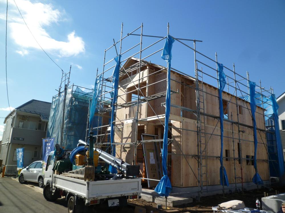 Local appearance photo. P, Q Building appearance (2013 / 11 / 30)