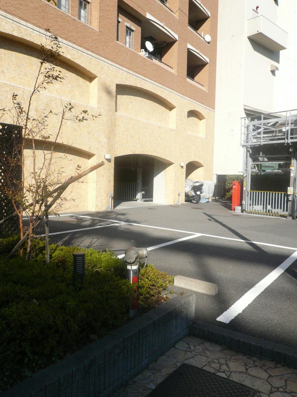 Parking lot. Common areas