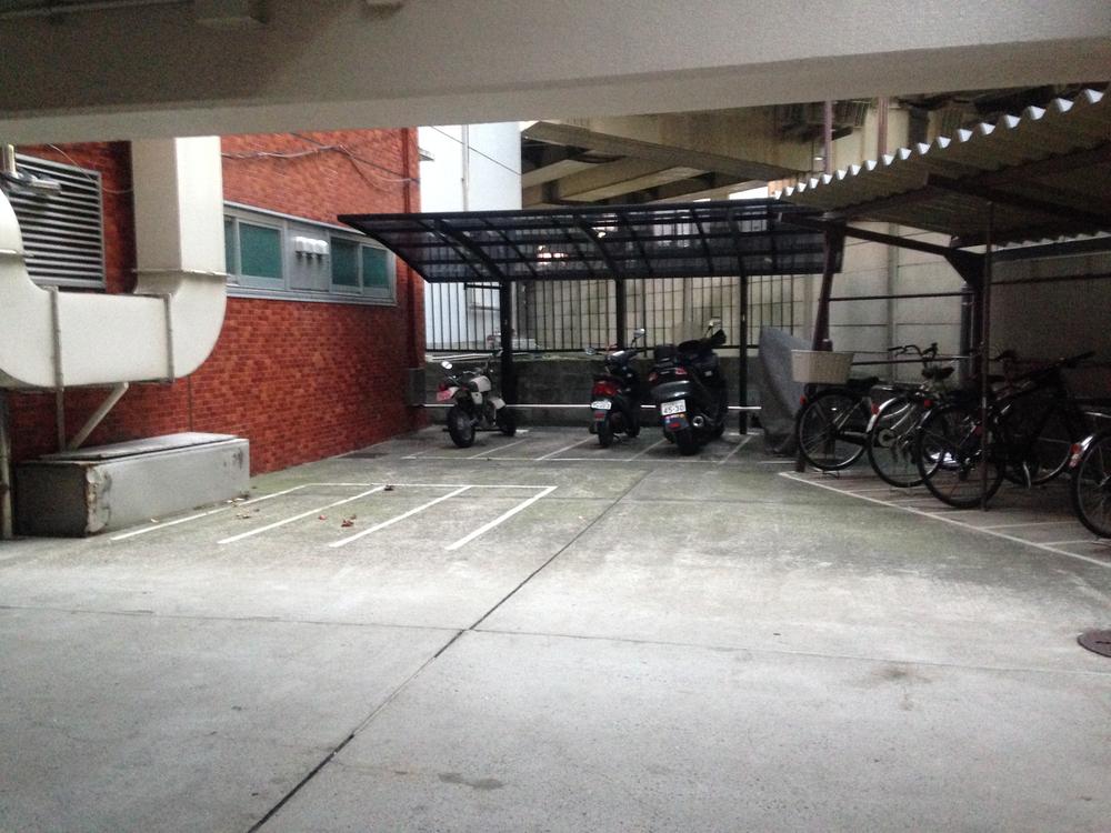 Other. Bicycle-parking space