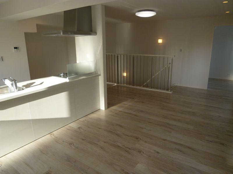 Living. LDK19 Pledge with the size of the margin