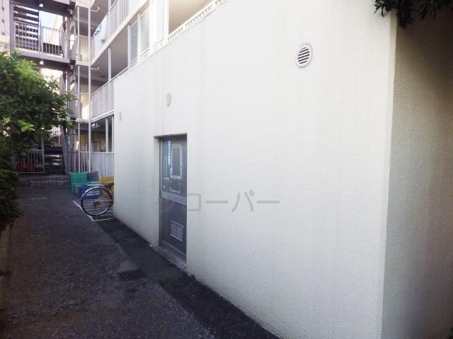 Other common areas. Dust space